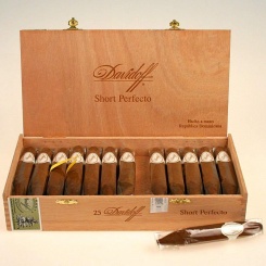 Davidoff Special Short Perfecto продаются в упаковках по 25шт.