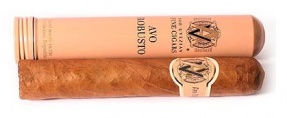 AVO Classic Robusto Tubos продаются в упаковках по 3шт.