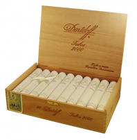 Davidoff 2000 Tubos продаются в упаковках по 4, 20шт.