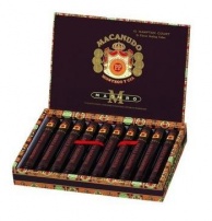 Macanudo Maduro Hampton Court продаются поштучно или в упаковках по 10шт.